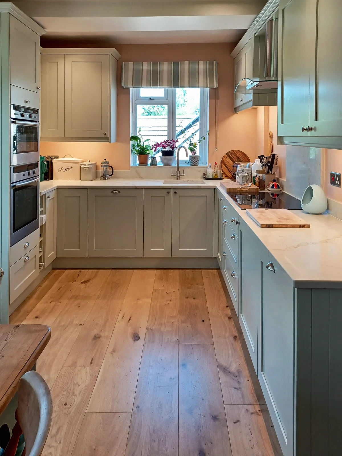 A fresh look for a solid kitchen in Box