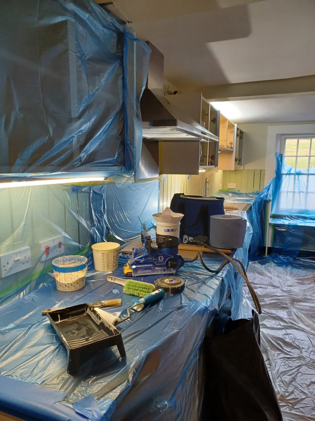 The kitchen, masked and ready for in-situ spraying